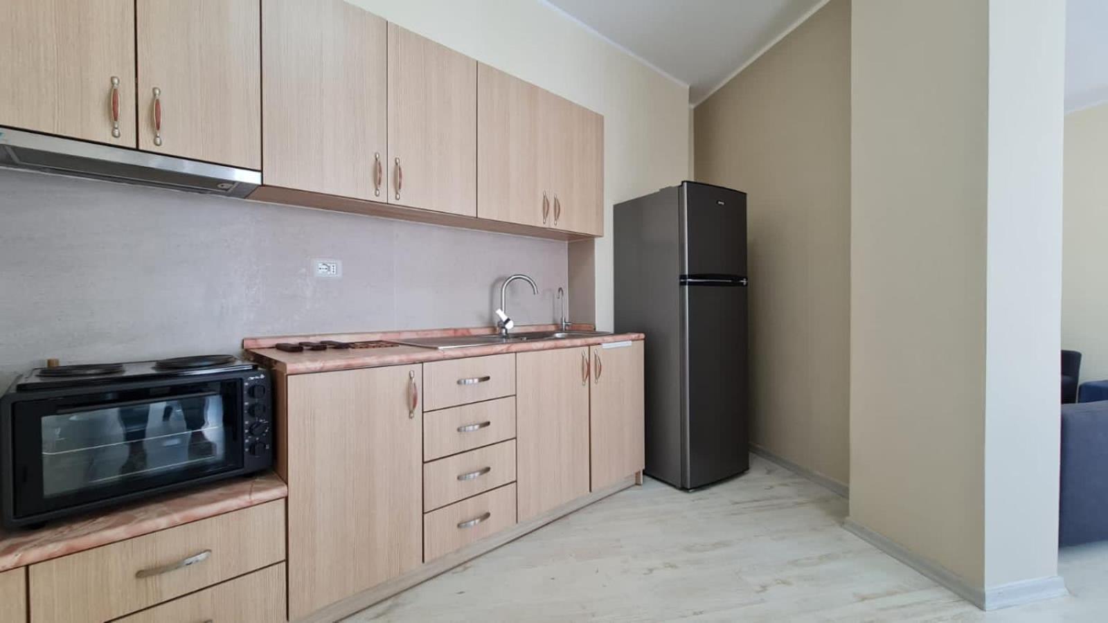 Apartment In Qerret Golem  Buitenkant foto